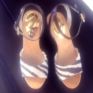 NIB MICHAEL KORS Easton Ankle Strap Platform Heels